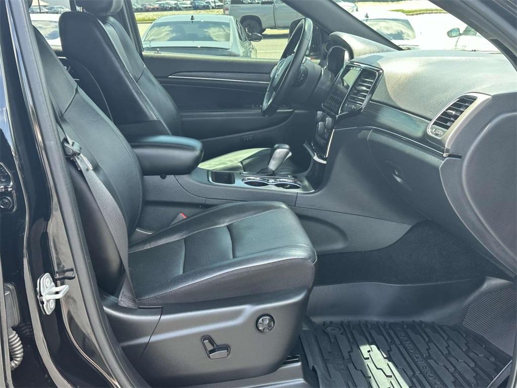 used 2020 Jeep Grand Cherokee car, priced at $16,782