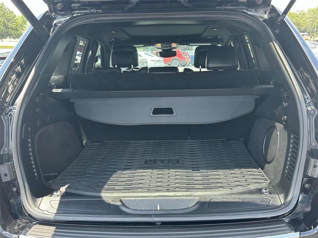 used 2020 Jeep Grand Cherokee car, priced at $16,782