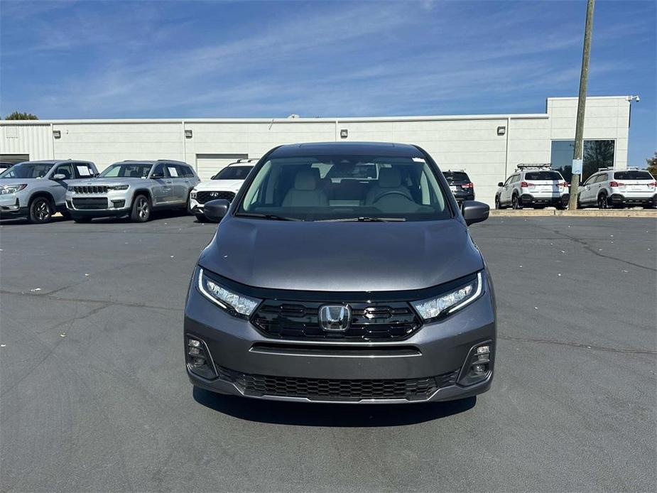 new 2025 Honda Odyssey car, priced at $48,005