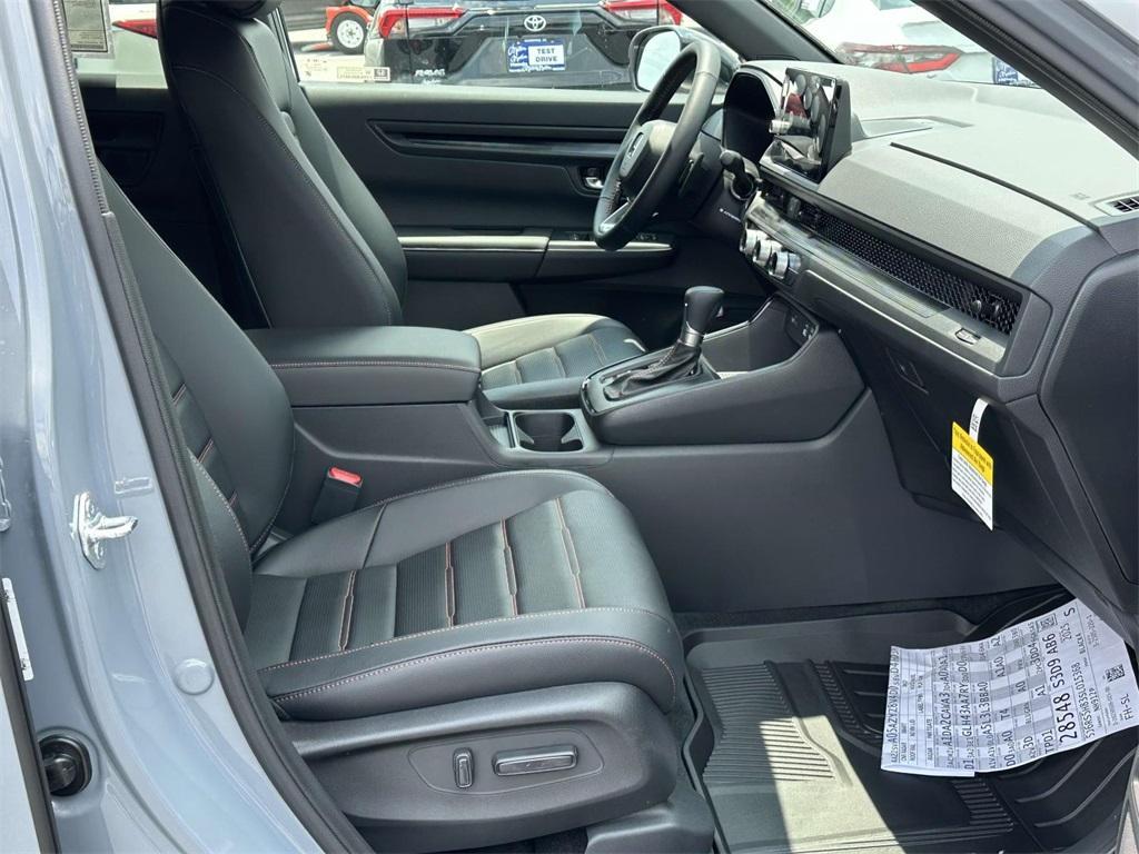 new 2025 Honda CR-V Hybrid car, priced at $37,769
