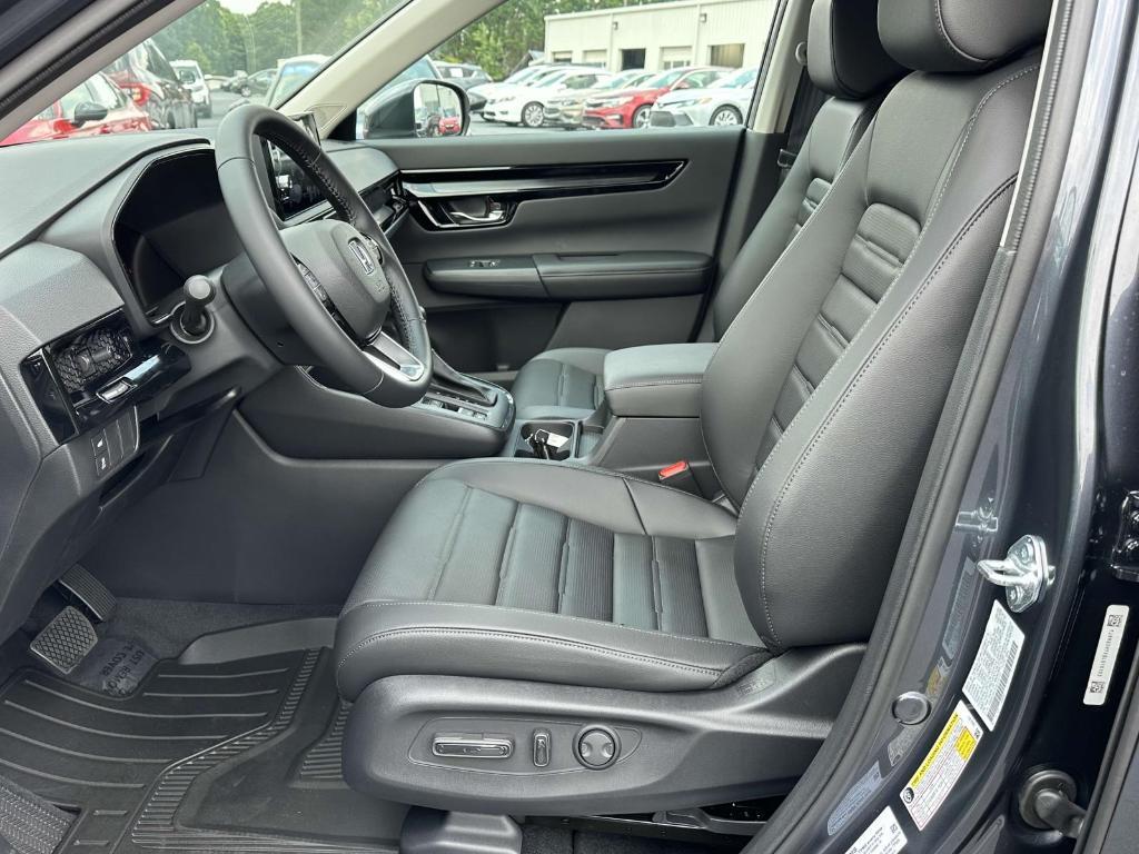 new 2025 Honda CR-V car, priced at $35,303