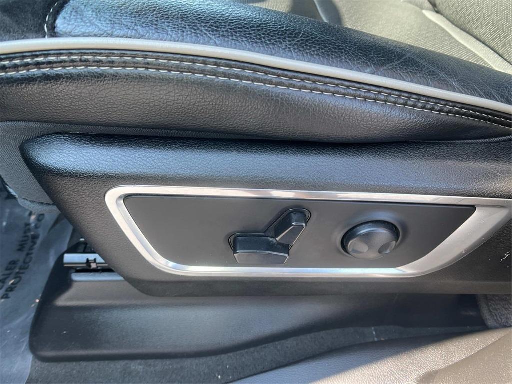 used 2024 Ram 1500 car, priced at $41,784