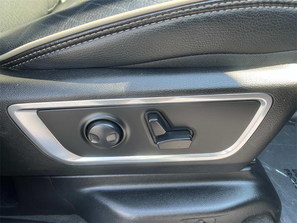 used 2024 Ram 1500 car, priced at $41,784