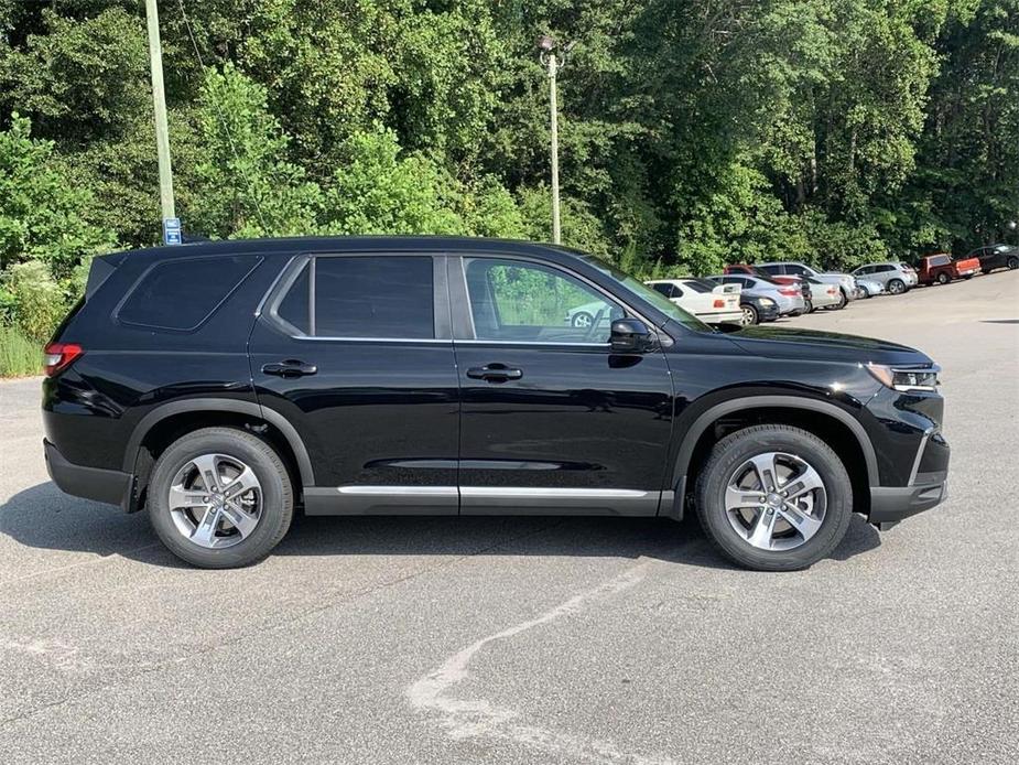 new 2025 Honda Pilot car, priced at $43,078