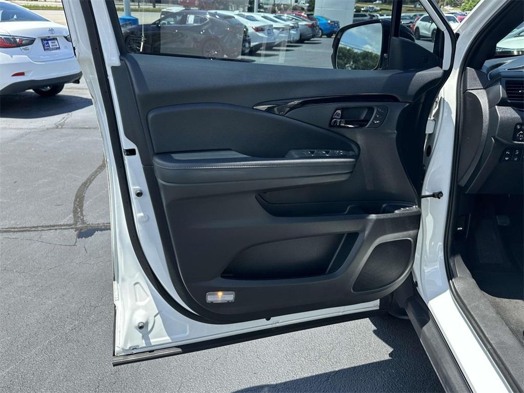 used 2022 Honda Passport car, priced at $36,983