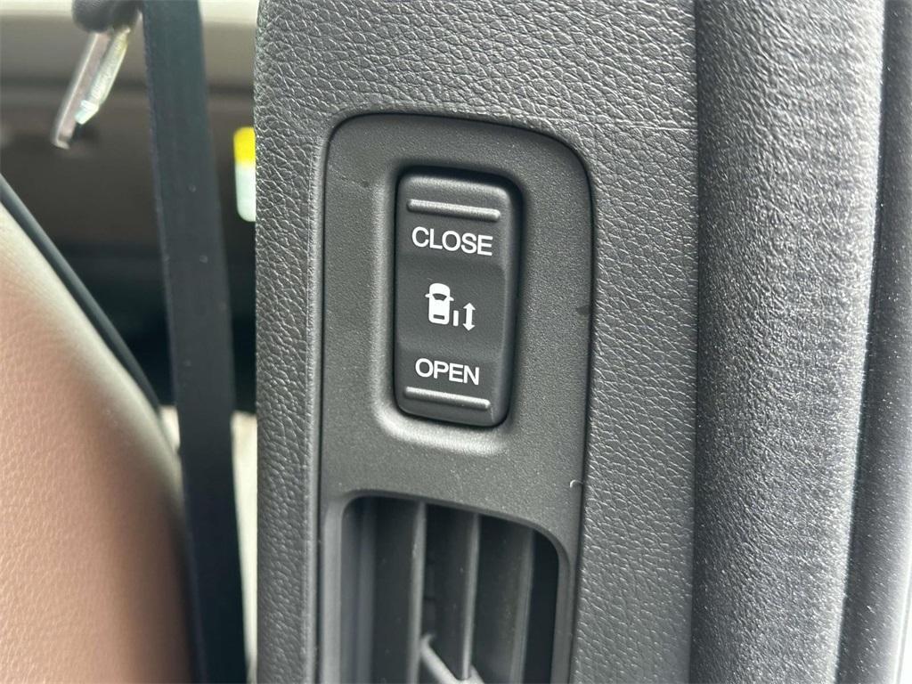 new 2025 Honda Odyssey car, priced at $47,839