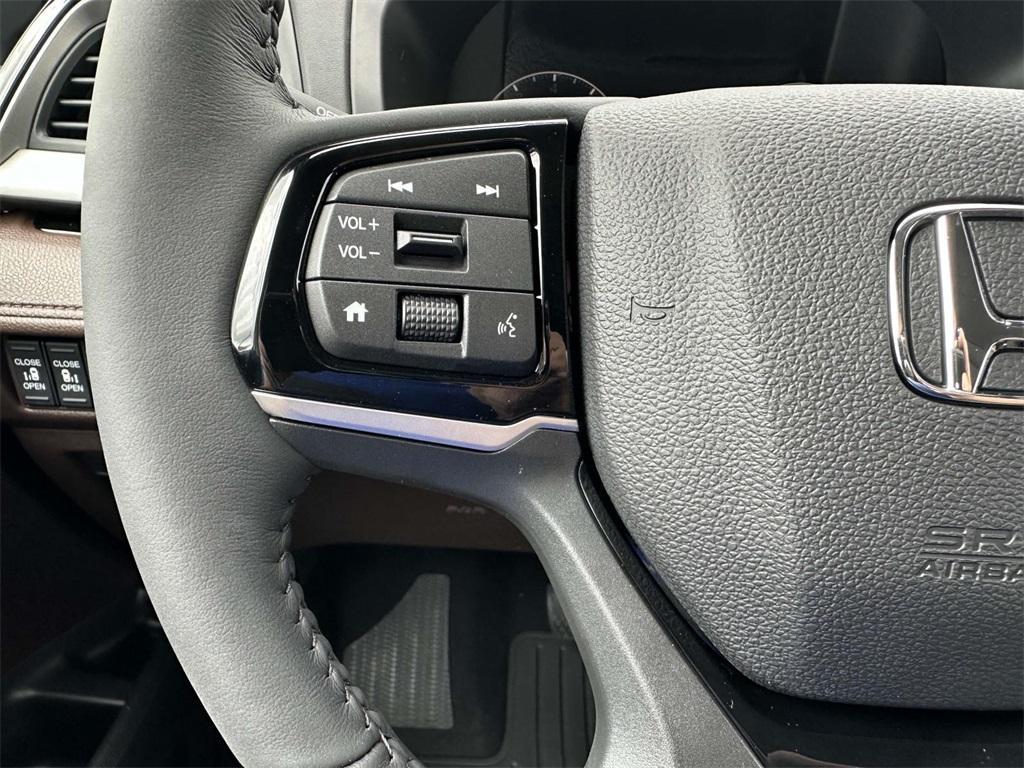 new 2025 Honda Odyssey car, priced at $47,839