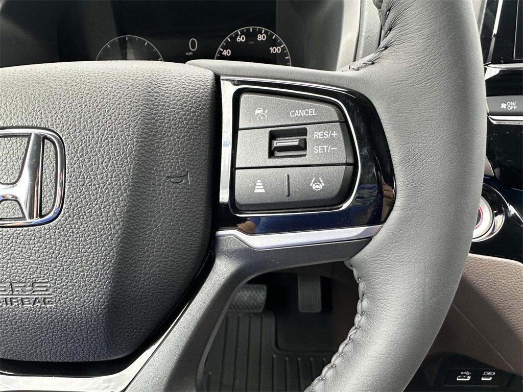 new 2025 Honda Odyssey car, priced at $47,839