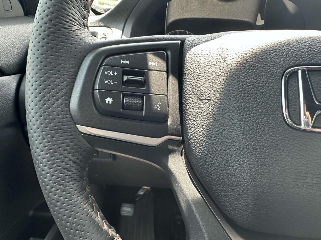 new 2025 Honda Ridgeline car, priced at $49,185