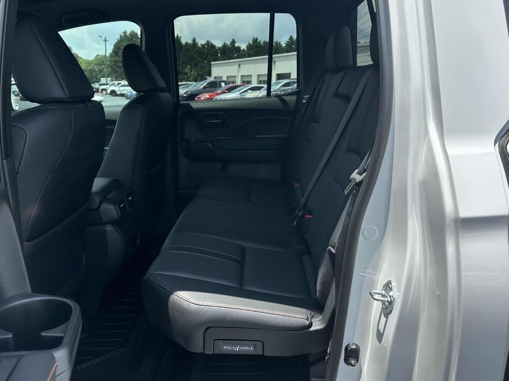 new 2025 Honda Ridgeline car, priced at $49,185
