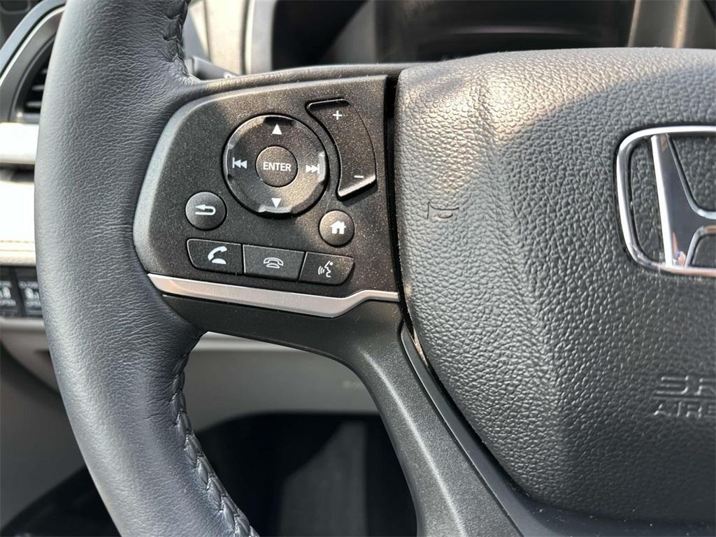 used 2022 Honda Odyssey car, priced at $32,981