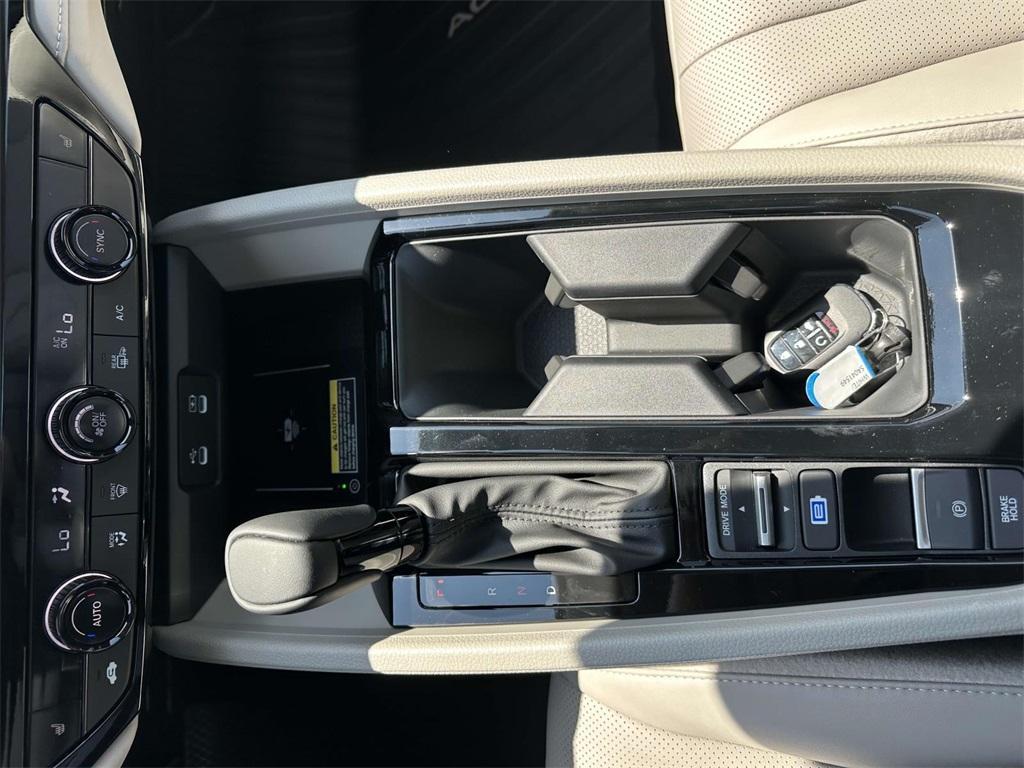 new 2025 Honda Accord Hybrid car, priced at $35,989