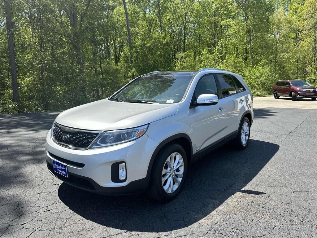 used 2014 Kia Sorento car, priced at $11,981