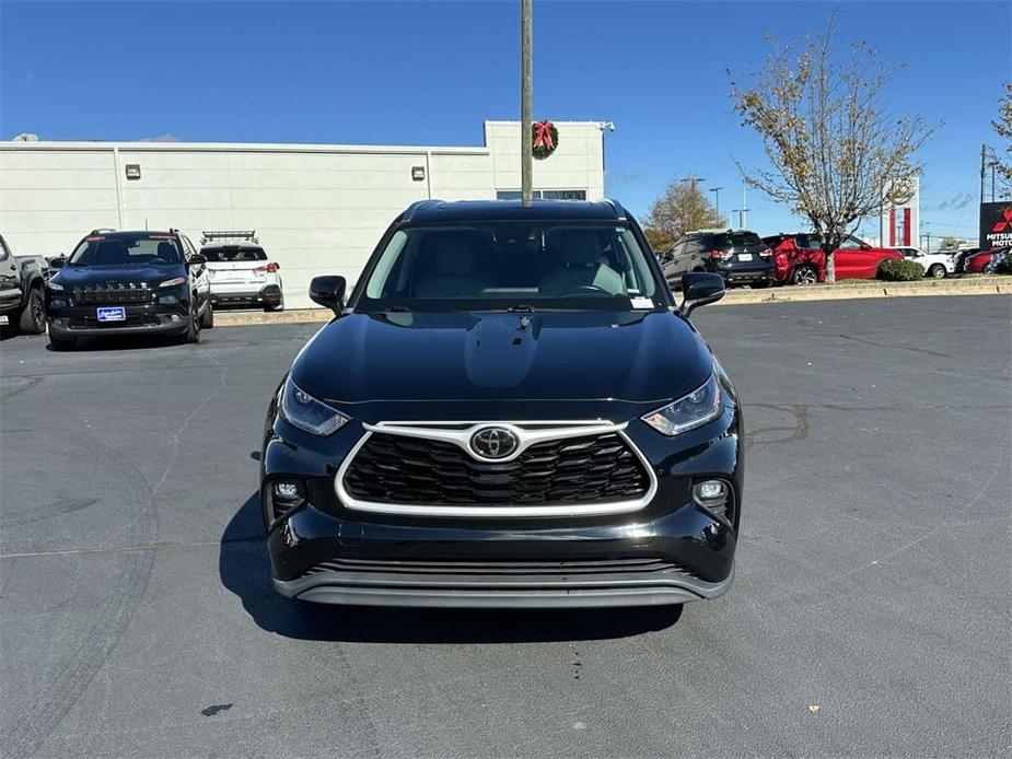 used 2021 Toyota Highlander car, priced at $32,483