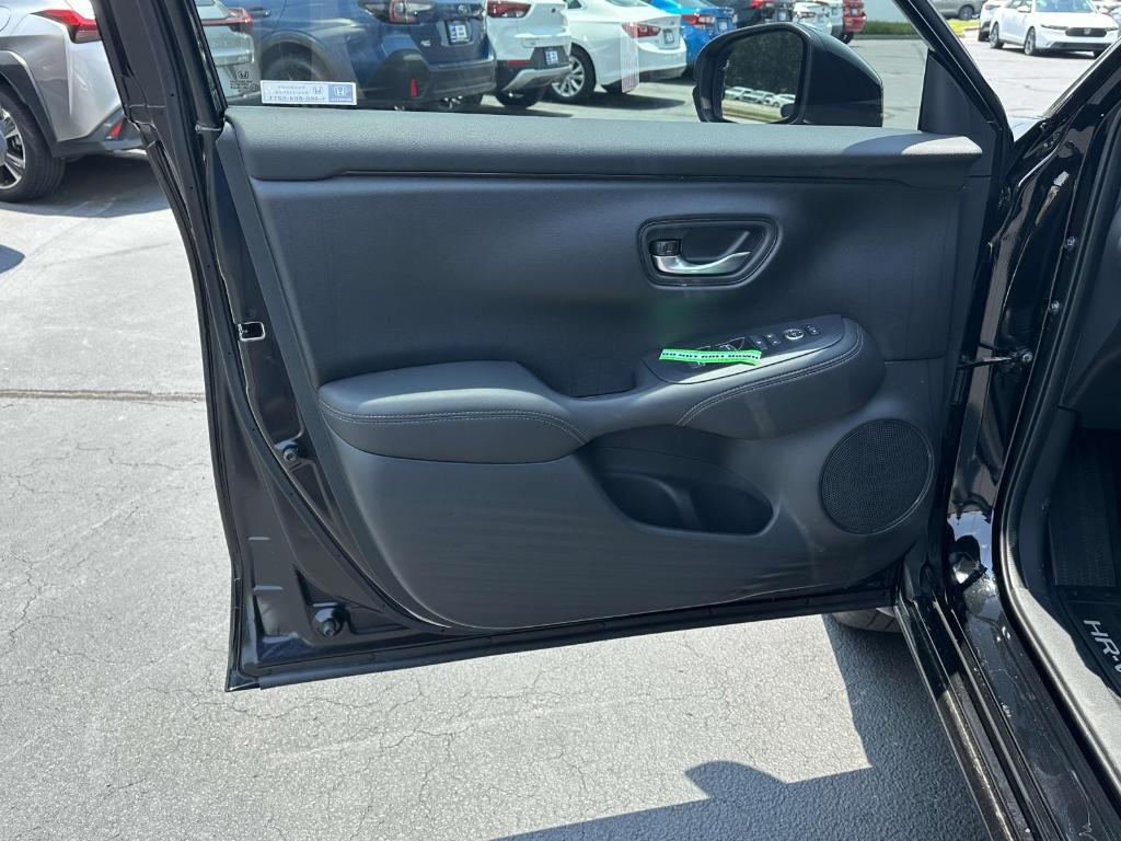 new 2026 Honda HR-V car