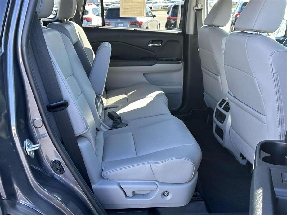 used 2022 Honda Pilot car, priced at $29,283