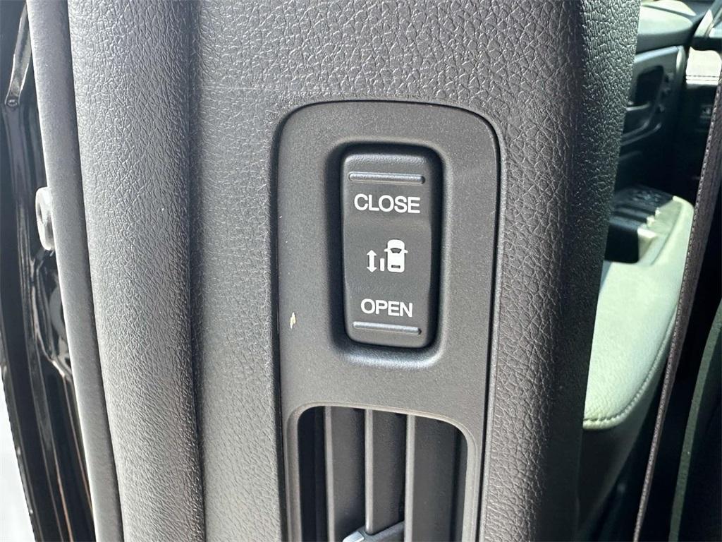new 2025 Honda Odyssey car, priced at $44,820