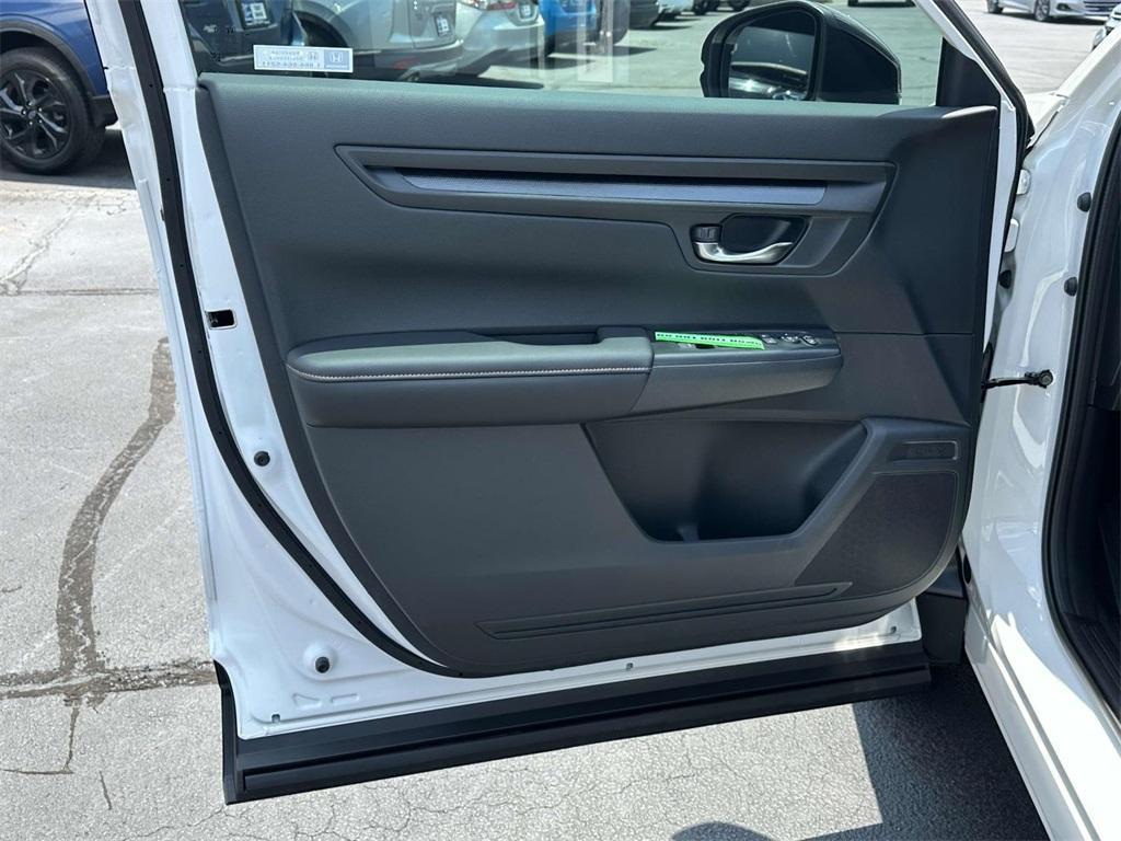 new 2026 Honda CR-V Hybrid car
