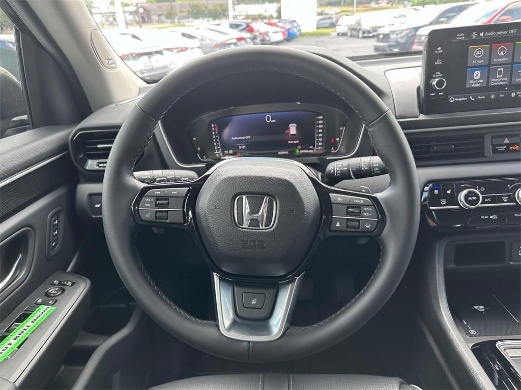 new 2025 Honda Pilot car, priced at $54,563