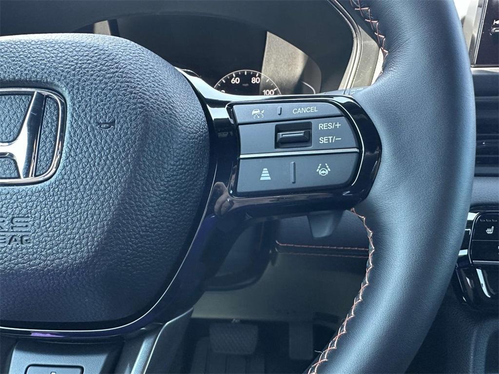 used 2025 Honda Pilot car, priced at $47,782