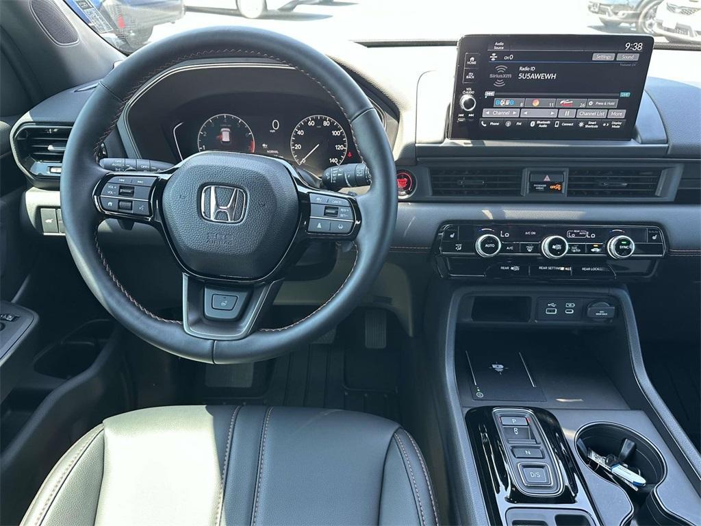 used 2025 Honda Pilot car, priced at $47,782