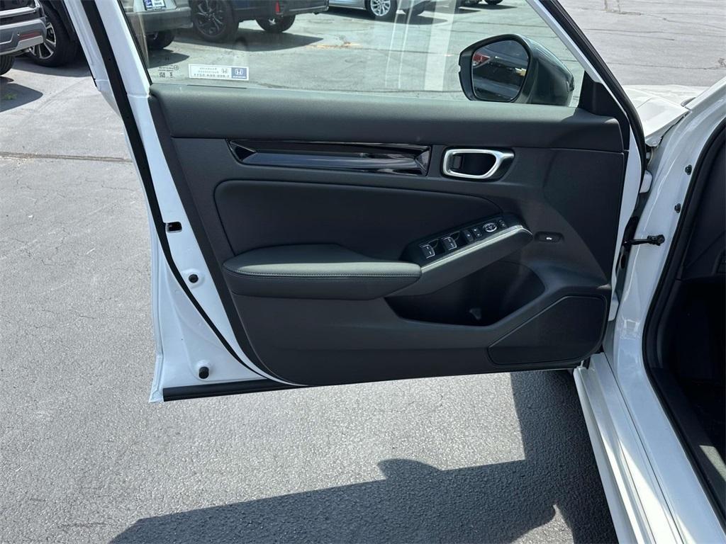 new 2025 Honda Civic Hybrid car, priced at $32,884