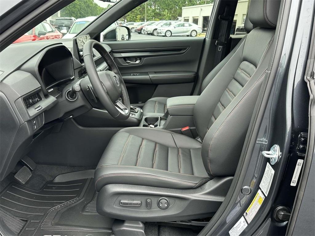 new 2025 Honda CR-V Hybrid car, priced at $37,284