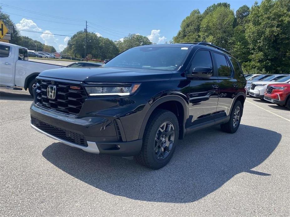 new 2025 Honda Pilot car, priced at $48,255