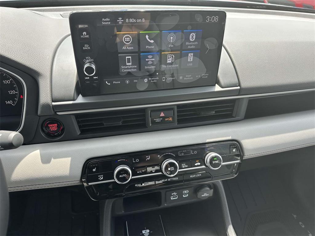 new 2025 Honda Pilot car, priced at $43,602