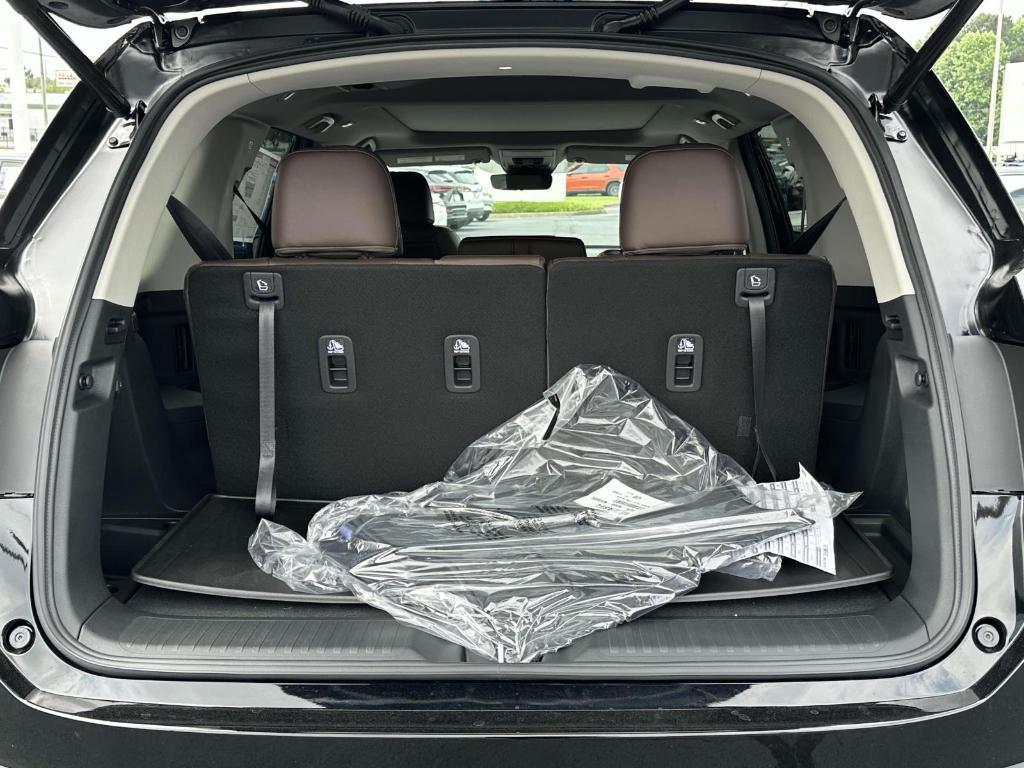 new 2025 Honda Pilot car, priced at $52,894