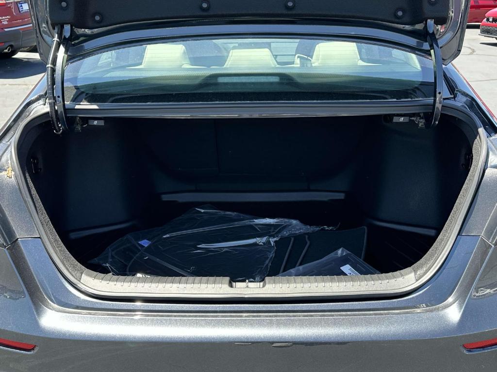 new 2025 Honda Accord car, priced at $31,489