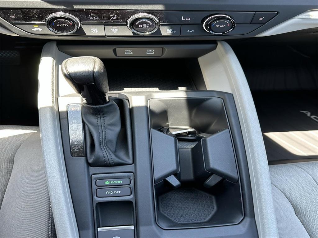 new 2025 Honda Accord car, priced at $31,489