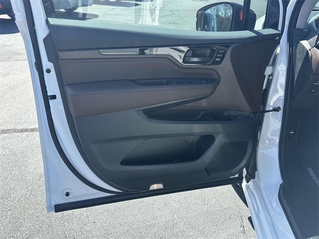 new 2025 Honda Odyssey car, priced at $48,815