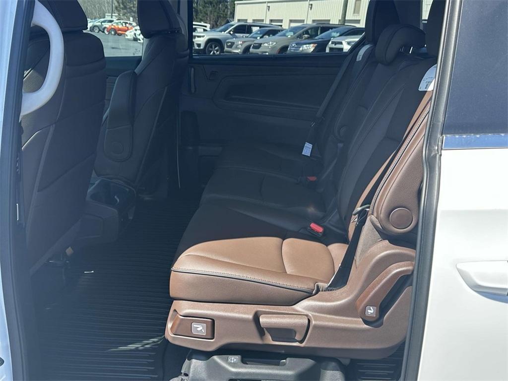 new 2025 Honda Odyssey car, priced at $48,815