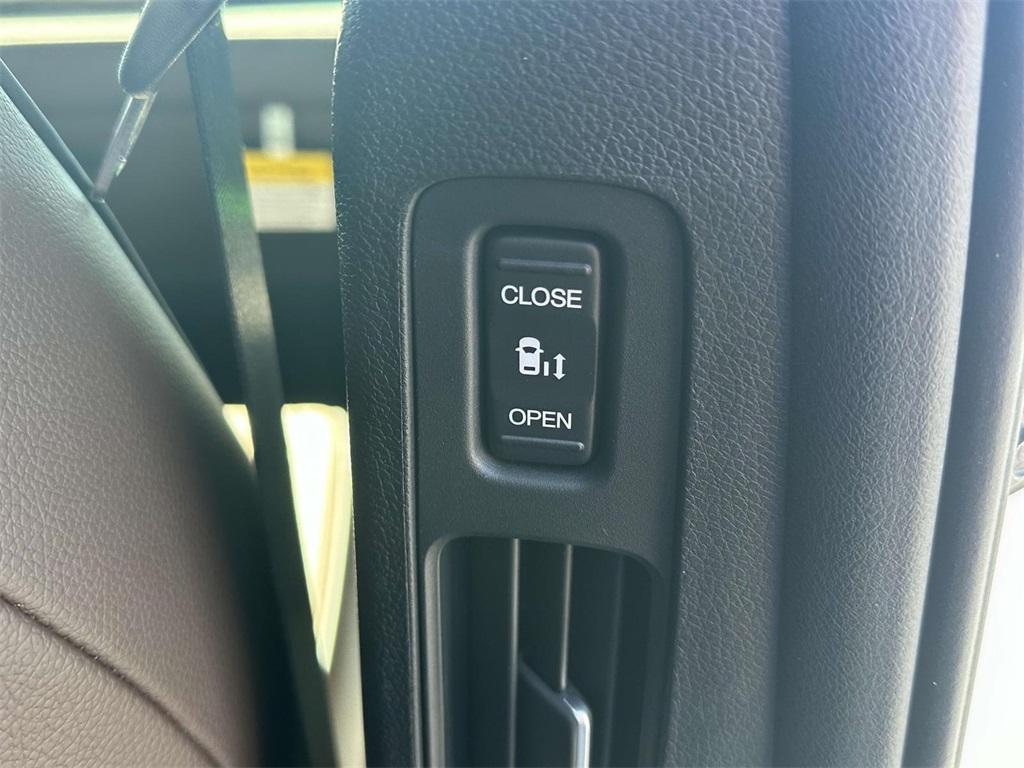 new 2025 Honda Odyssey car, priced at $48,815