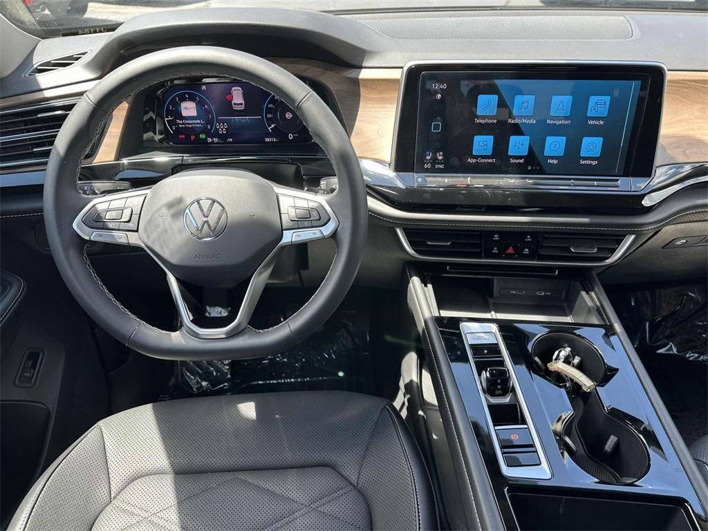 used 2024 Volkswagen Atlas car, priced at $31,983