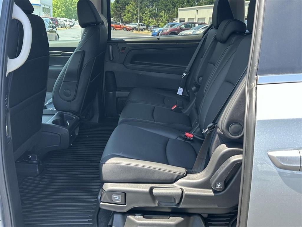 new 2025 Honda Odyssey car, priced at $44,265