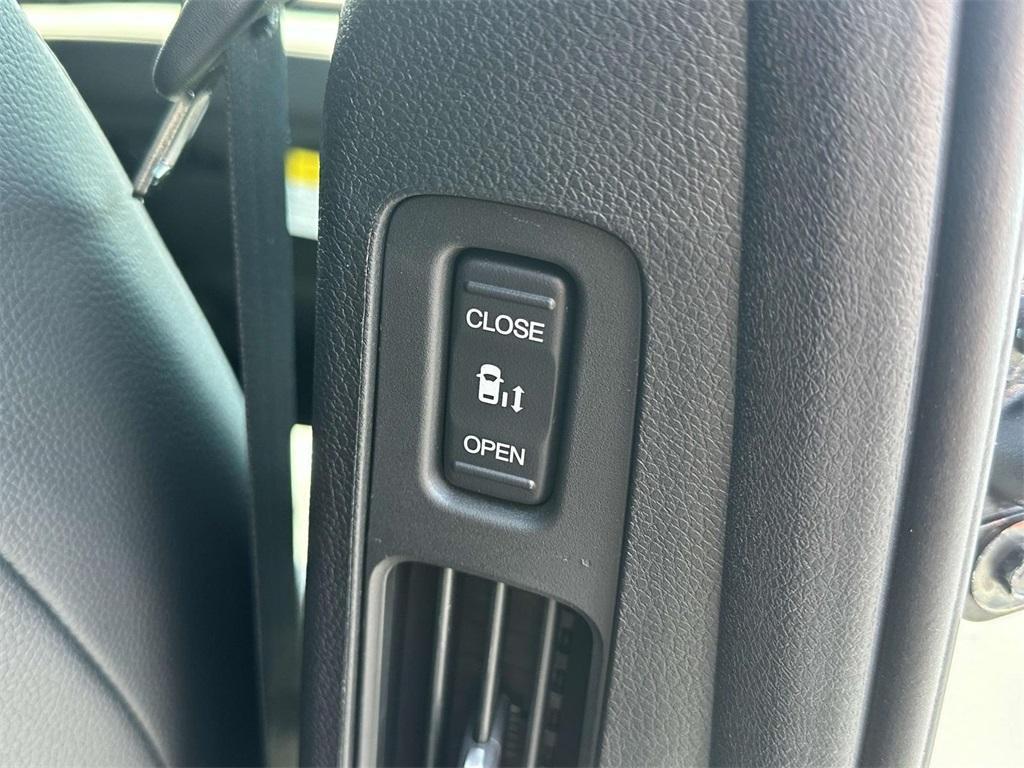 new 2025 Honda Odyssey car, priced at $44,265