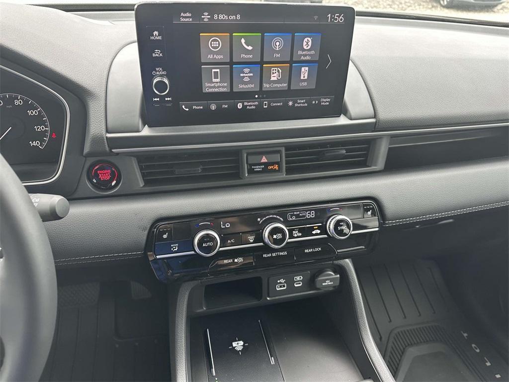 new 2025 Honda Pilot car, priced at $45,130