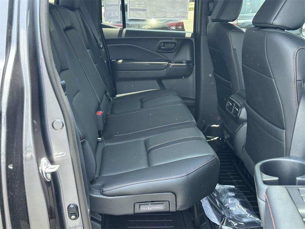 new 2025 Honda Ridgeline car, priced at $44,020