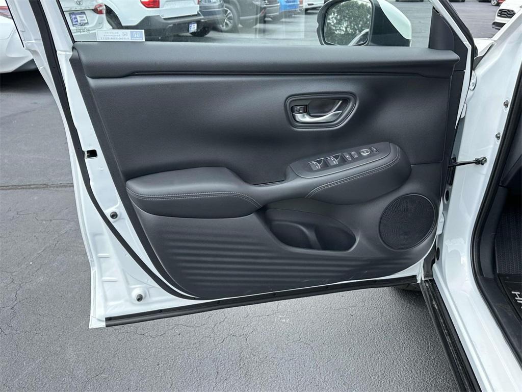 new 2025 Honda HR-V car, priced at $31,350