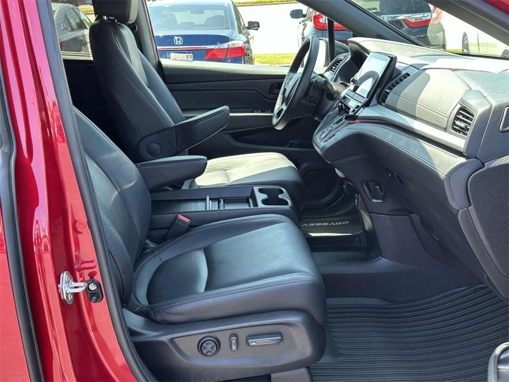 used 2024 Honda Odyssey car, priced at $40,985