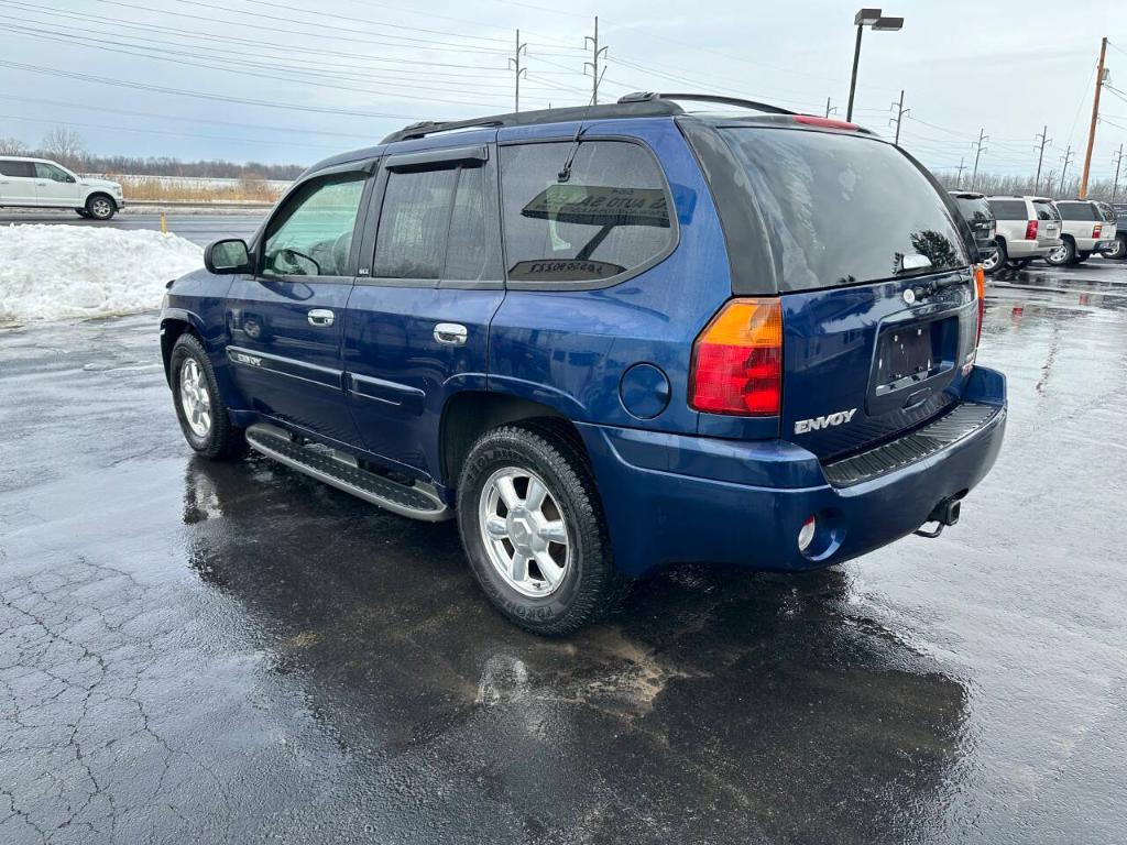 used 2003 GMC Envoy car, priced at $8,990