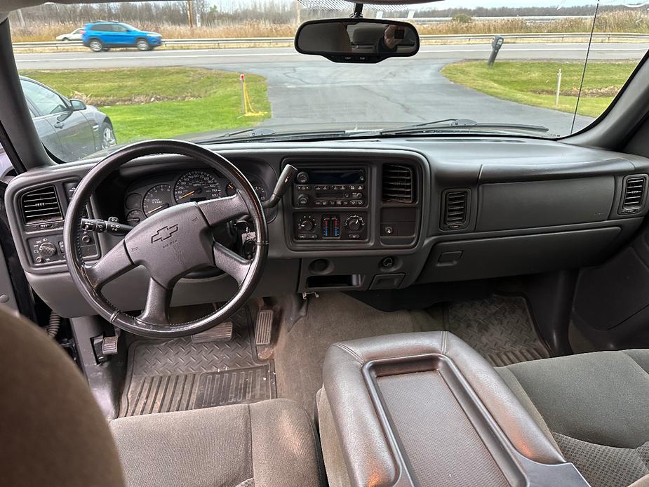 used 2004 Chevrolet Silverado 2500 car, priced at $13,999