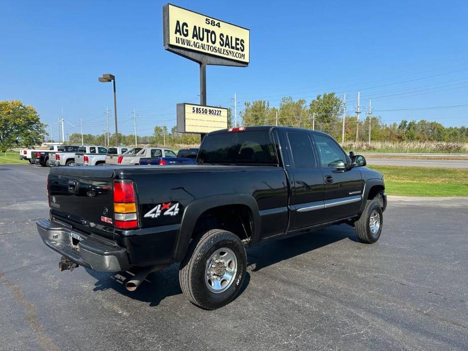 used 2005 GMC Sierra 2500 car, priced at $11,999