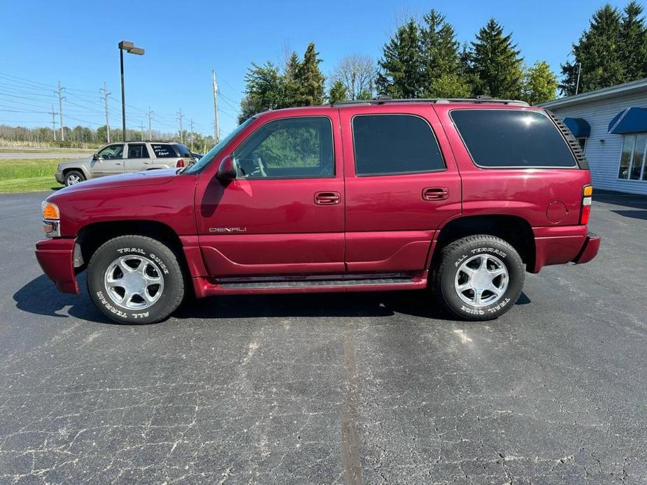 used 2005 GMC Yukon car, priced at $10,999