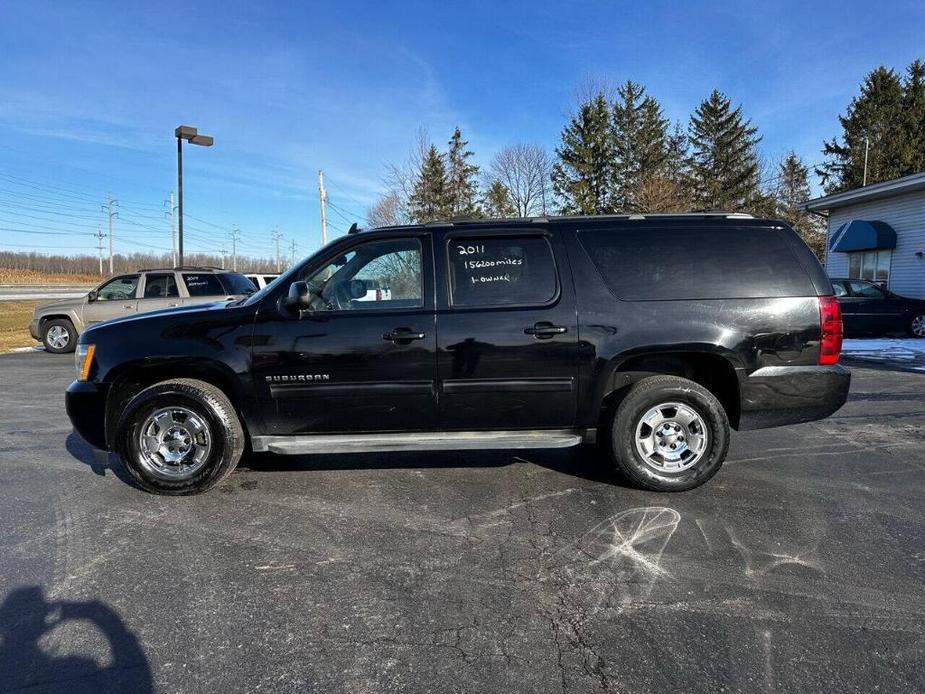 used 2011 Chevrolet Suburban car, priced at $10,999