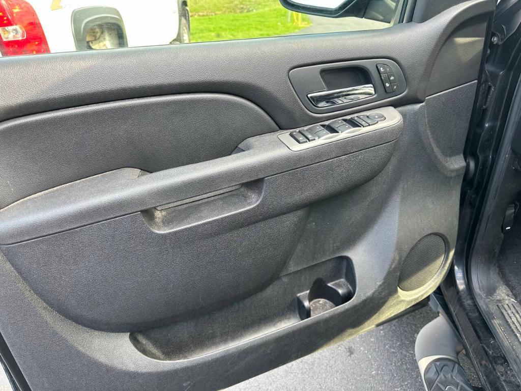 used 2010 Chevrolet Tahoe car, priced at $12,999