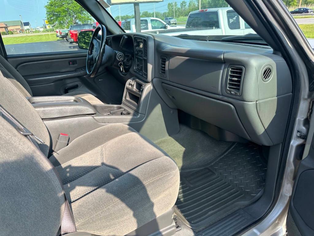 used 2005 Chevrolet Silverado 2500 car, priced at $19,999