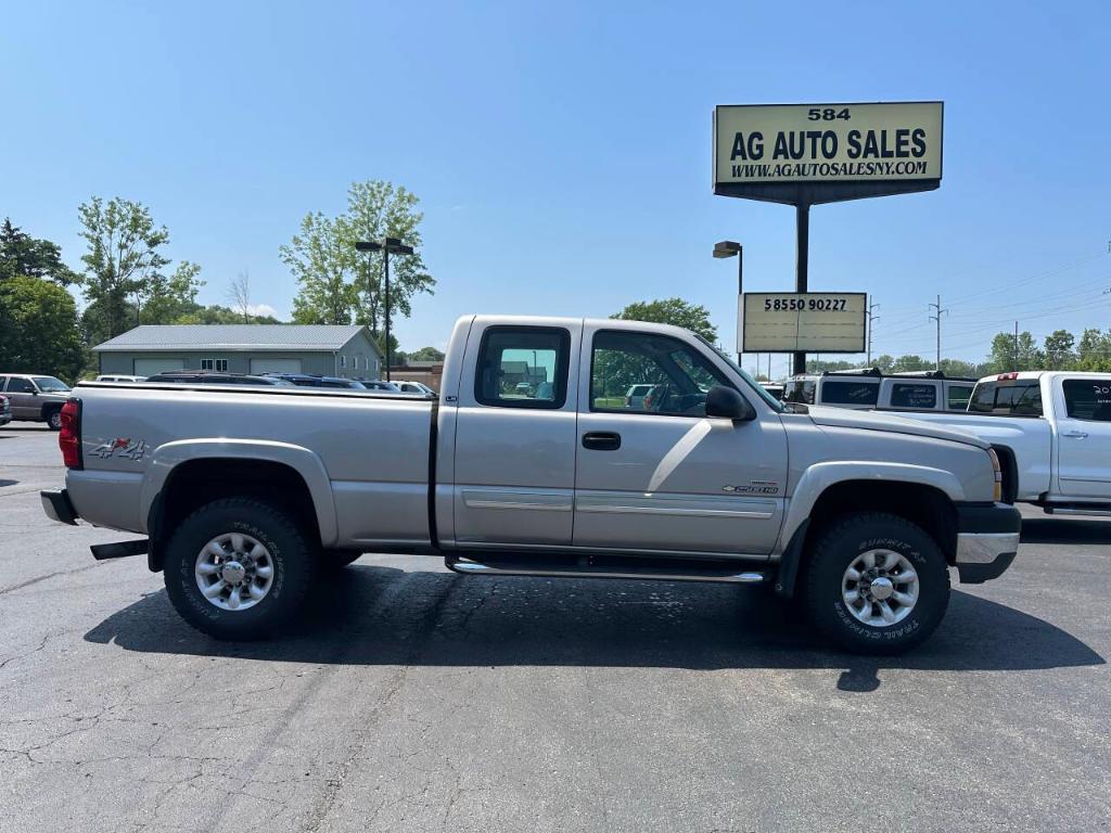 used 2005 Chevrolet Silverado 2500 car, priced at $18,999